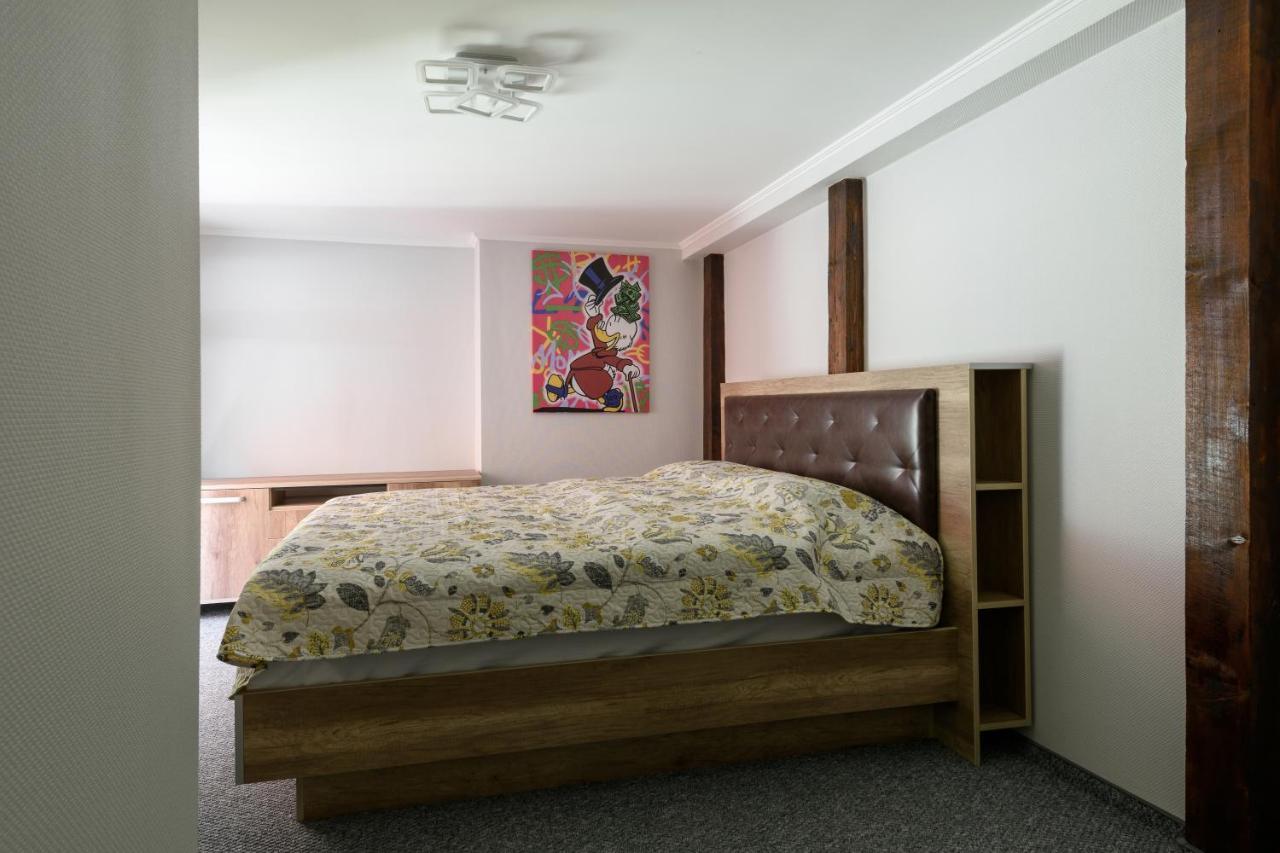 Apart Hotel Fusion Chernivtsi Exterior foto